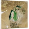 Satellite view of the Aral Sea in 2002, with the 1960 shoreline super-imposed by Anonymous