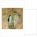 Satellite view of the Aral Sea in 2005, with the 1960 shoreline super-imposed by Anonymous