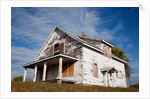 Desert Midwestern white house by Anonymous