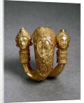 Helix earring with female two-fronted protomes, end 4th-beginnin by Anonymous