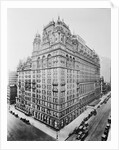 View Of Old Waldorf Hotel In New York by Anonymous