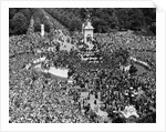 VE Day Revelers Outside Buckingham Palace by Anonymous
