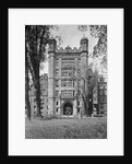 Phelps Hall and gateway, Yale College by Anonymous