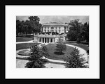 Fountain Outside White House by Anonymous