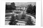 Fountain Outside White House by Anonymous