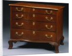 New England Chippendale Mahogany Serpentine-Front Chest-of-Drawers by Anonymous