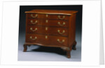 New England Chippendale Mahogany Serpentine-Front Chest-of-Drawers by Anonymous