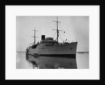 Small Motorboat Next to Vanderbilt Yacht by Anonymous