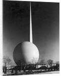 Terpishor Trylon at New York World's Fair by Anonymous