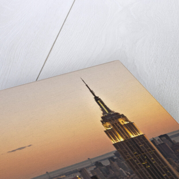 Empire State Building by Linda Mann