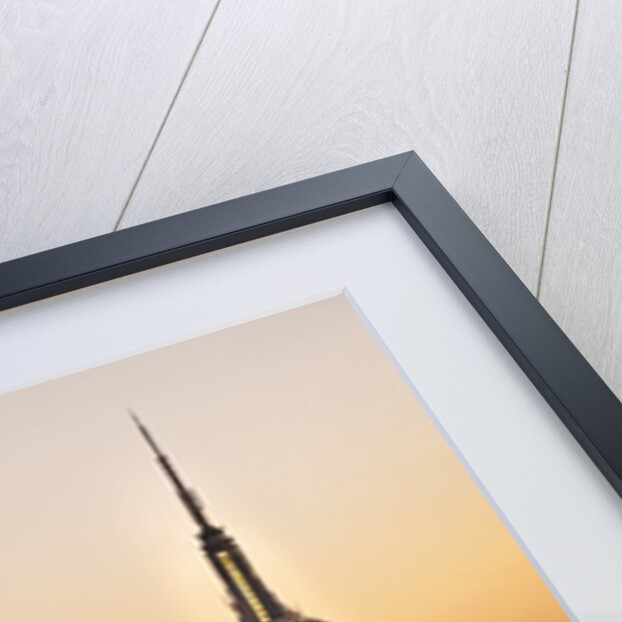 Empire State Building by Linda Mann