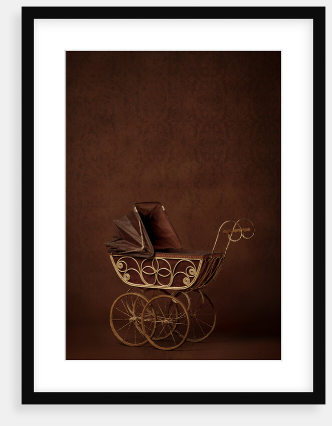 Baby buggy by Ricardo Demurez