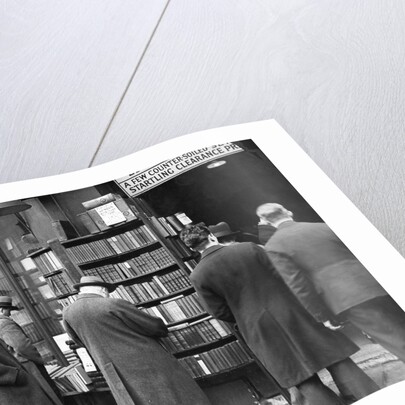 Browsing the books by Associated Newspapers