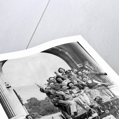 Hay cart ride in Hyde Park London by Associated Newspapers