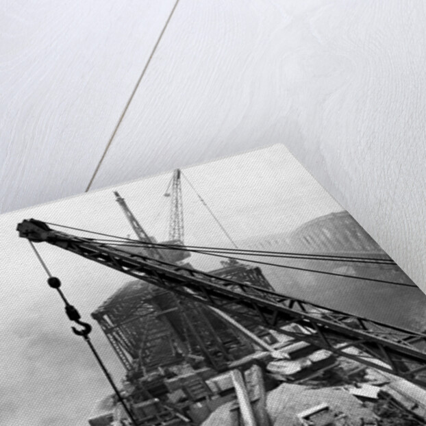 Waterloo bridge construction by Associated Newspapers