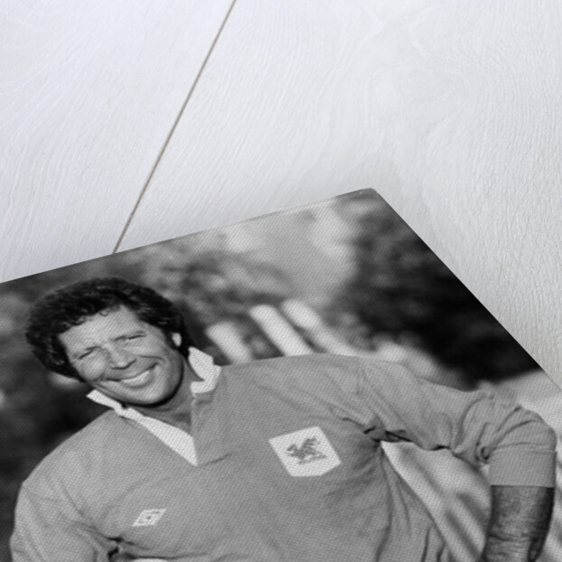 Tom Jones, singer by Associated Newspapers