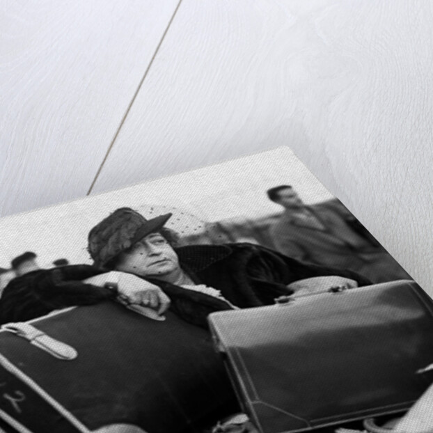 Left on the Quayside by Associated Newspapers