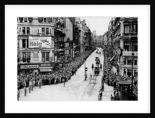 Peace Celebrations by Associated Newspapers