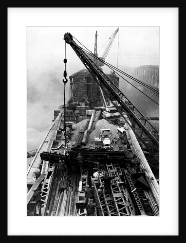 Waterloo bridge construction by Associated Newspapers