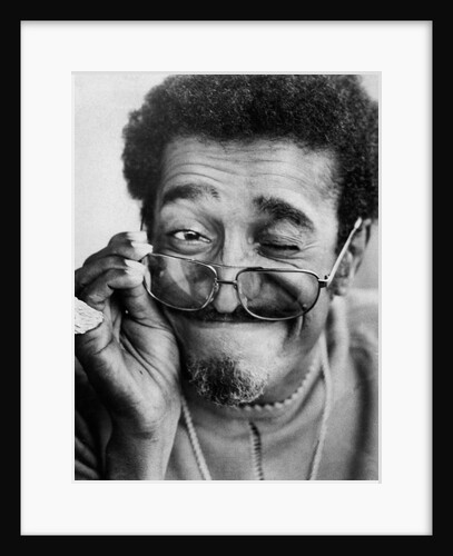 Sammy Davis Jr. clowning around by Associated Newspapers