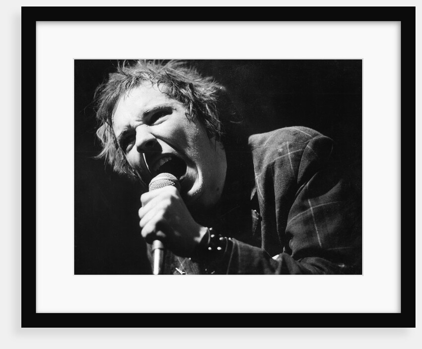 Johnny Rotten sings by Associated Newspapers