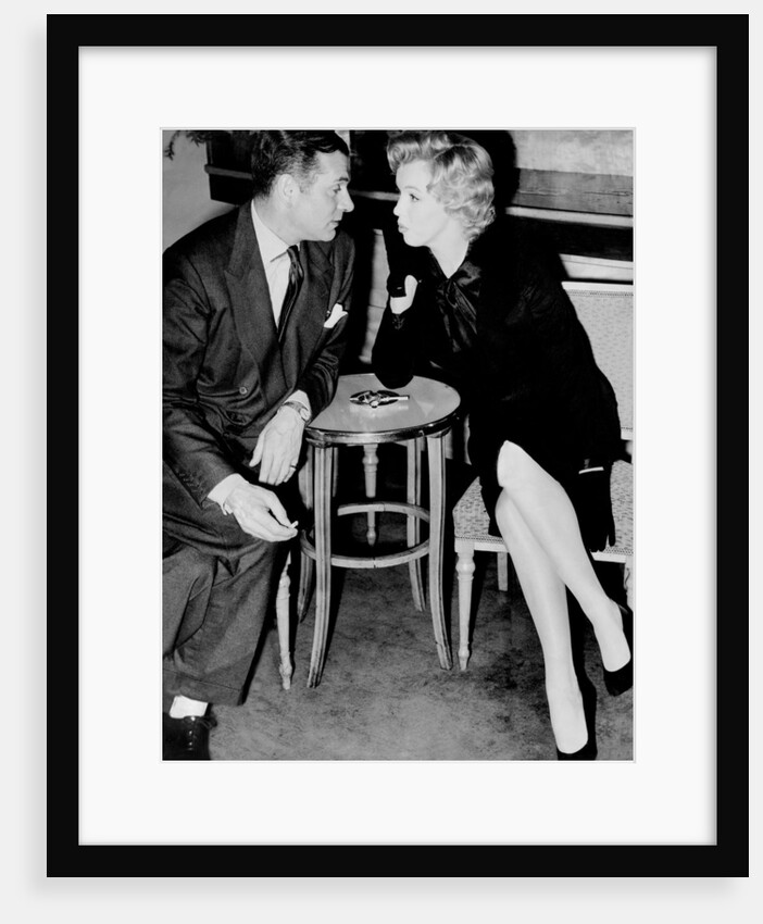 Sir Laurence Olivier with Marilyn Monroe in July 1956 by Associated Newspapers