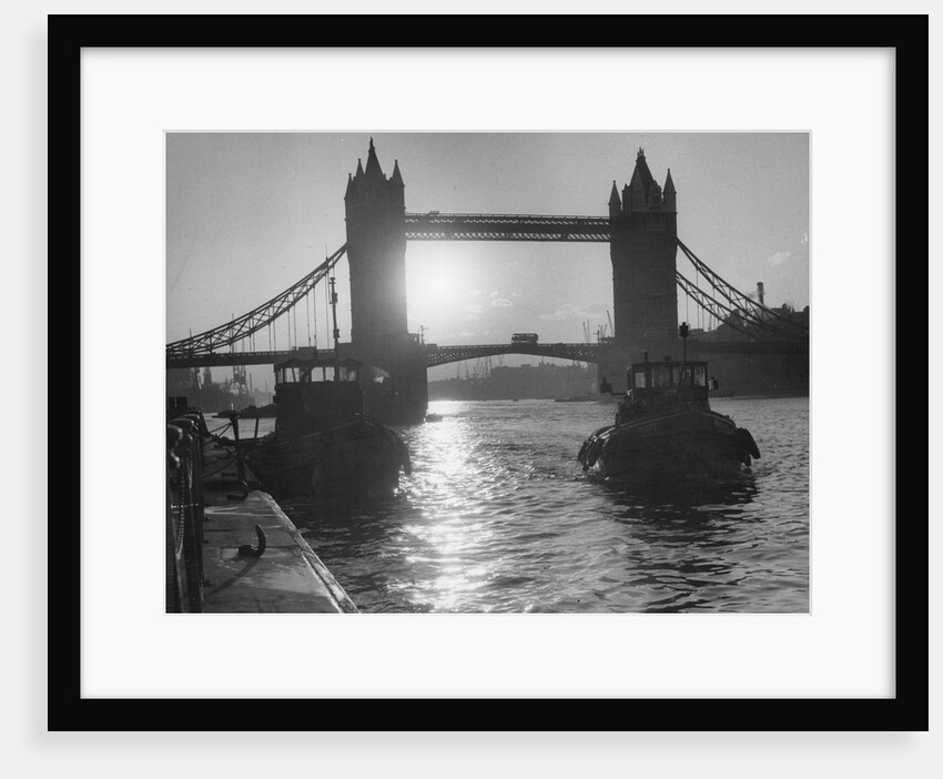 Tower Bridge by Associated Newspapers