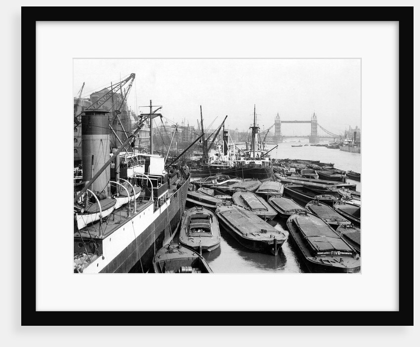 The Pool of London 1928. by Associated Newspapers