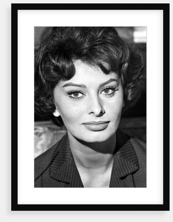 Sophia Loren in 1957 by Associated Newspapers