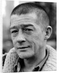 John Hurt filming by Associated Newspapers