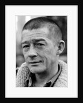 John Hurt filming by Associated Newspapers