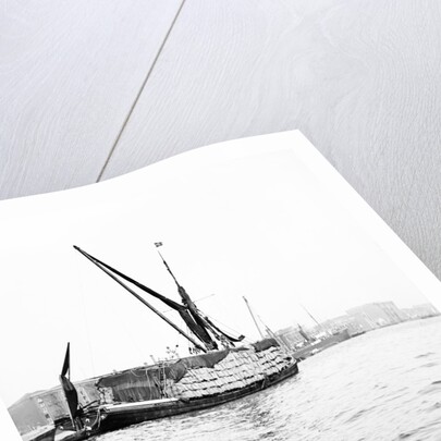 Topsail barge on the Thames with its top mast lowered, London by Anonymous