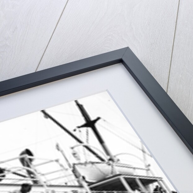 Unloading a barrel from a ship down a gangway, London by Anonymous