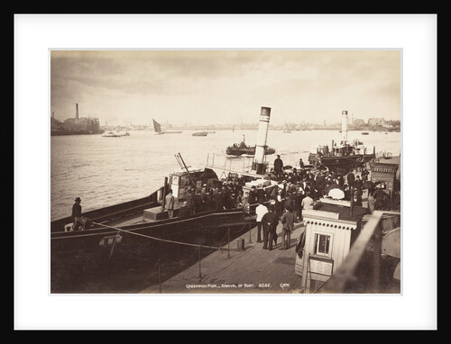 A paddle steamer disembarking passengers at Greenwich Pier, London by Anonymous