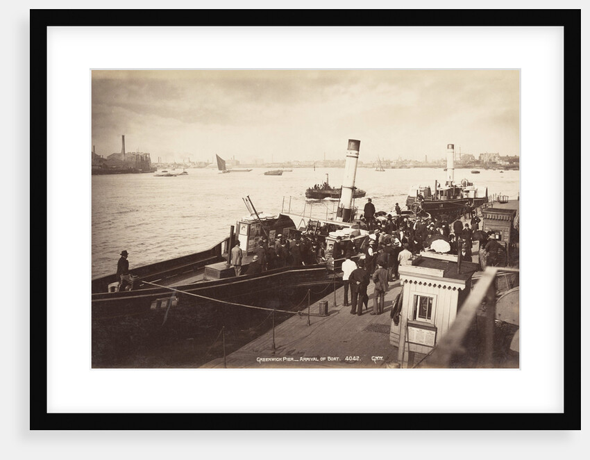 A paddle steamer disembarking passengers at Greenwich Pier, London by Anonymous