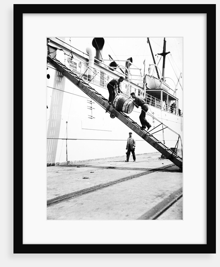 Unloading a barrel from a ship down a gangway, London by Anonymous