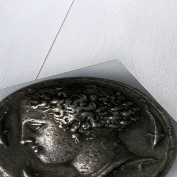 Silver tetradrachma from Syracuse (obverse: a goddess with dolphins), 5th-4th century BC by Unknown