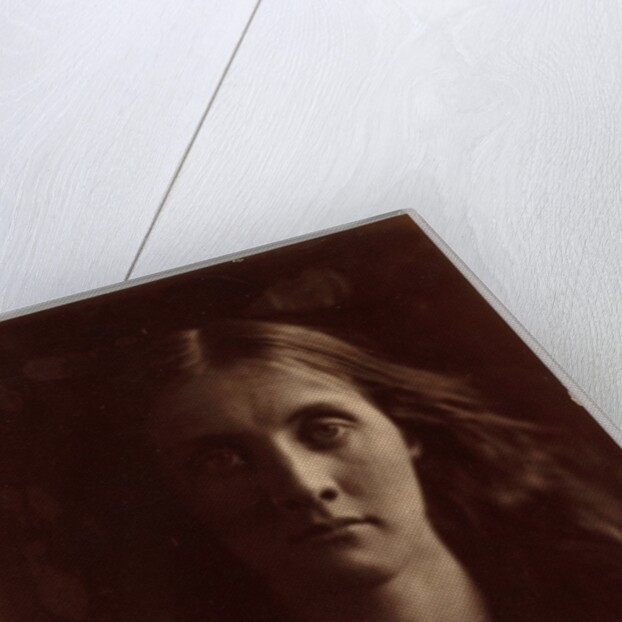 Julia Jackson, 1867 by Julia Margaret Cameron