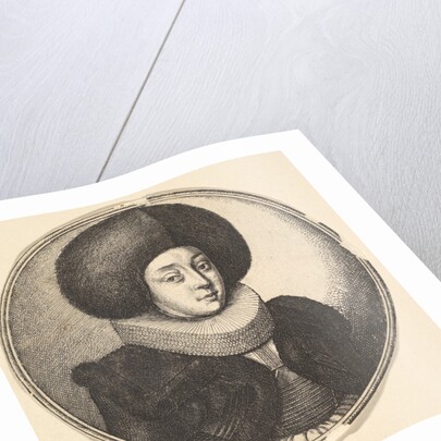 Woman with large circular fur hat and lace ruff, 1645 by Wenceslaus Hollar