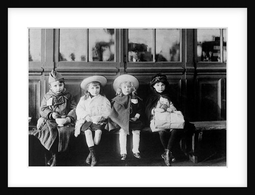 French refugee children waiting for a train, 20 January 1918 by Anonymous