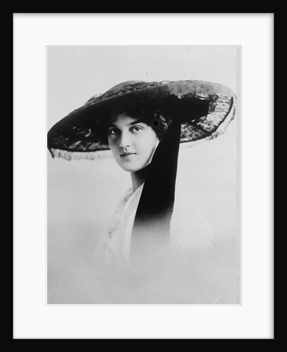 Grand Duchess Maria Pavlovna of Russia, 1912 by Jaeger Photo Studio