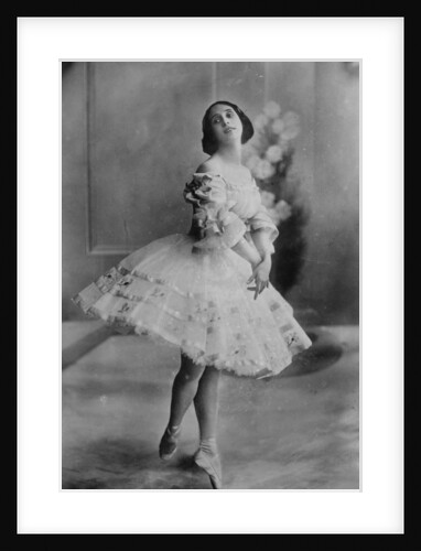 Anna Pavlova, Russian ballerina, 1910s by Unknown