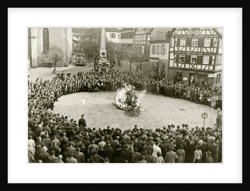 The furnishings and ritual objects from the synagogue in Mosbach on the town square on 10 November 1 by Anonymous