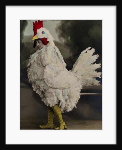 Fritzi Massary in revue Hurra! Wir Leben noch! at the Metropoltheater, Berlin by Anonymous