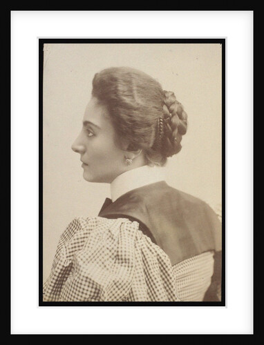 Portrait of of Gemma Bellincioni by Giacomo Brogi