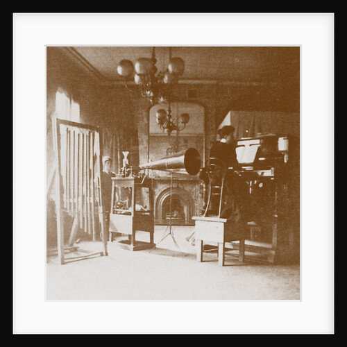A lady pianist at the first Emil Berliner studio in London, Cockburn Hotel, 1898 by Anonymous