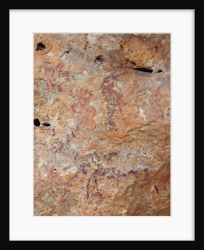 Painting in the Cuevas de la Araña, Between 10000 und 6000 BC by Anonymous