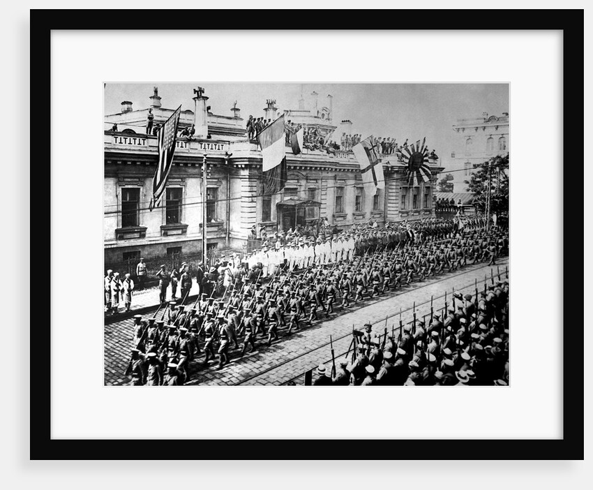 Allied soldiers and sailors in Vladivostok, Russia, September 1918 by Anonymous