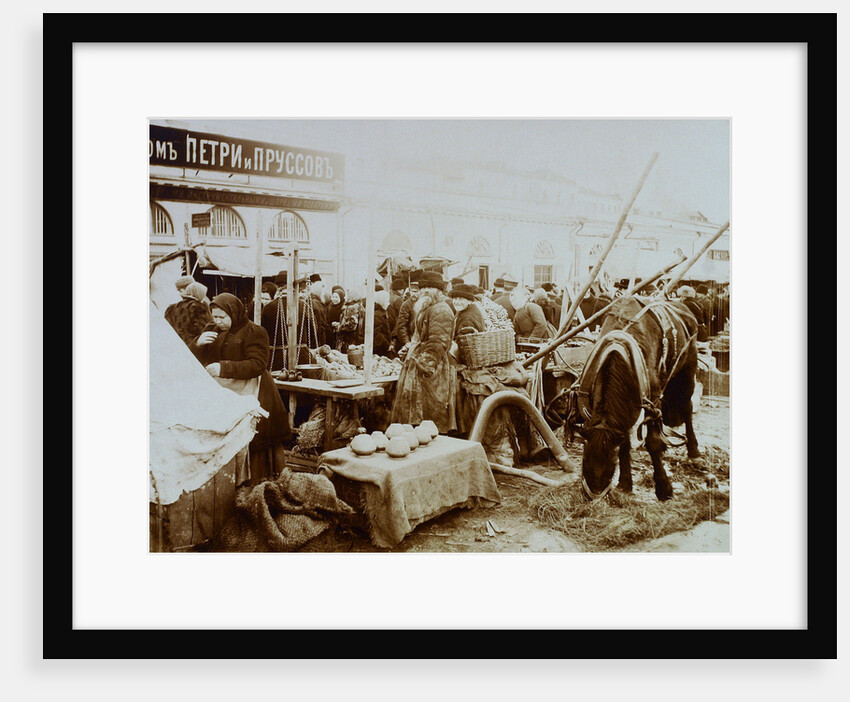 Market on the Moskvoretskaya Embankment, Moscow, Russia, 1911 by Unknown