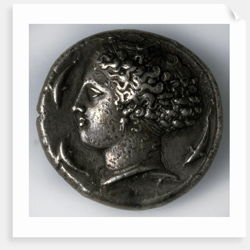 Silver tetradrachma from Syracuse (obverse: a goddess with dolphins), 5th-4th century BC by Unknown